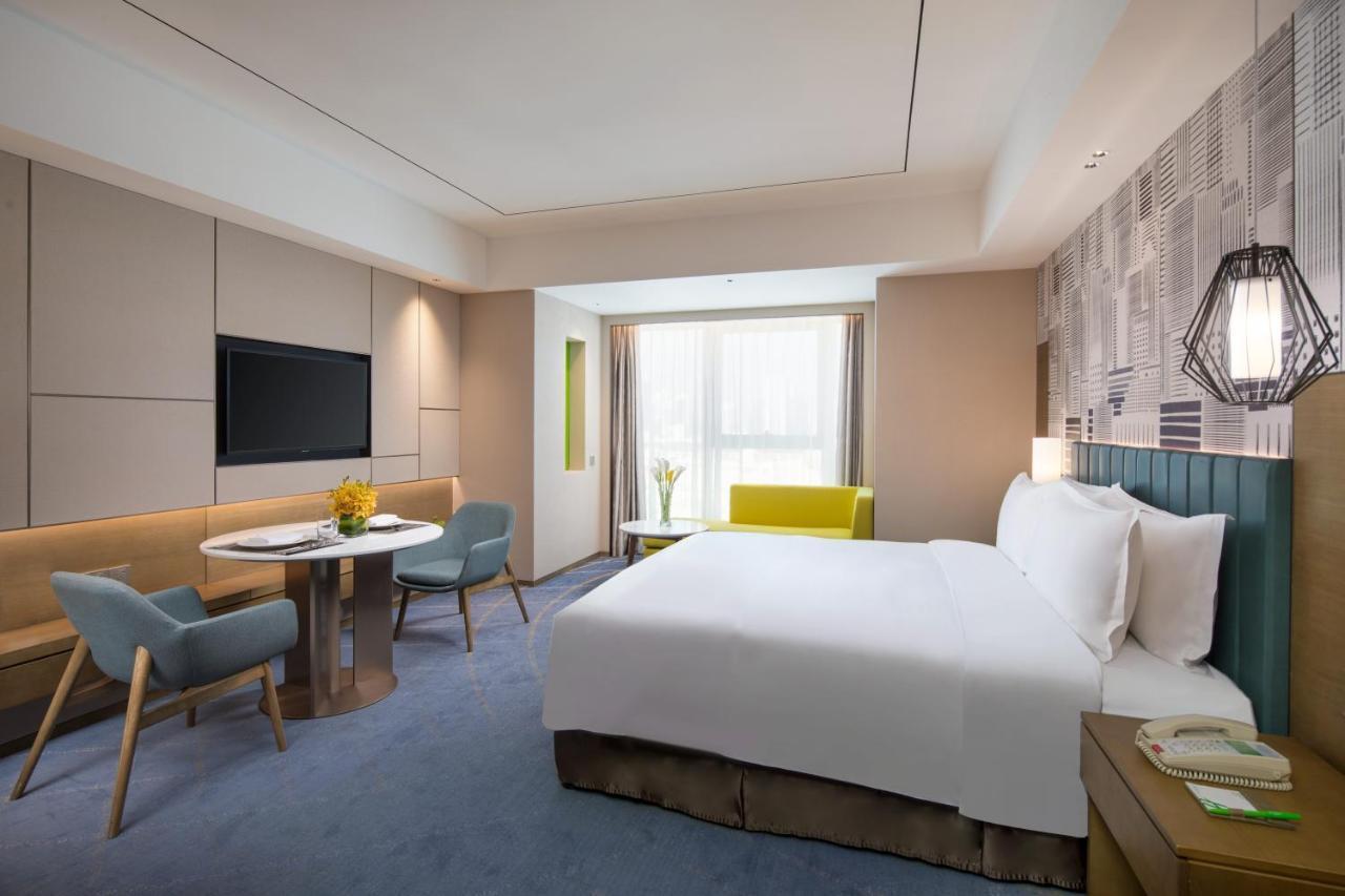 Holiday Inn & Suites Lanzhou Center, An Ihg Hotel Bagian luar foto