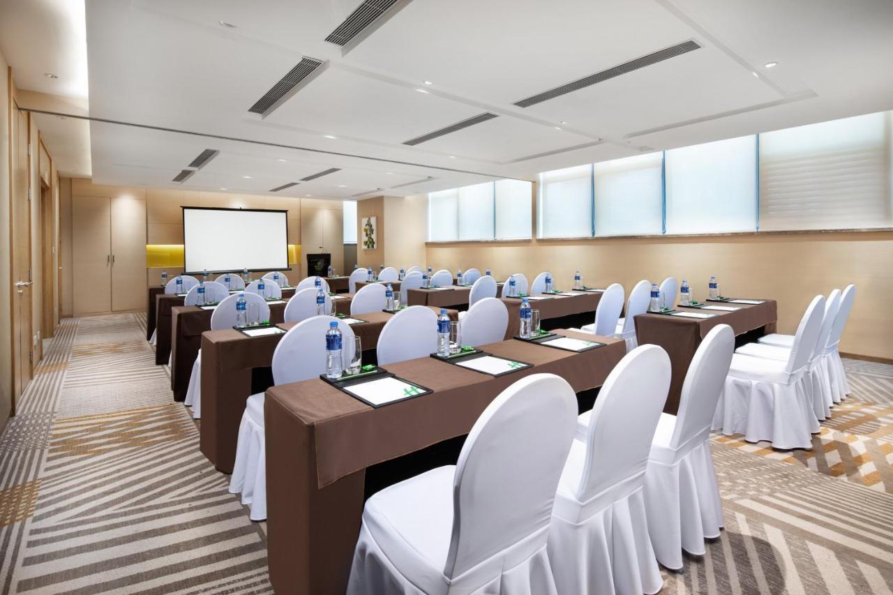 Holiday Inn & Suites Lanzhou Center, An Ihg Hotel Bagian luar foto